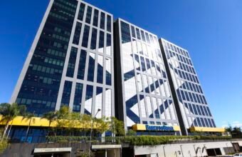 Edificio fachada concurso banco do brasil